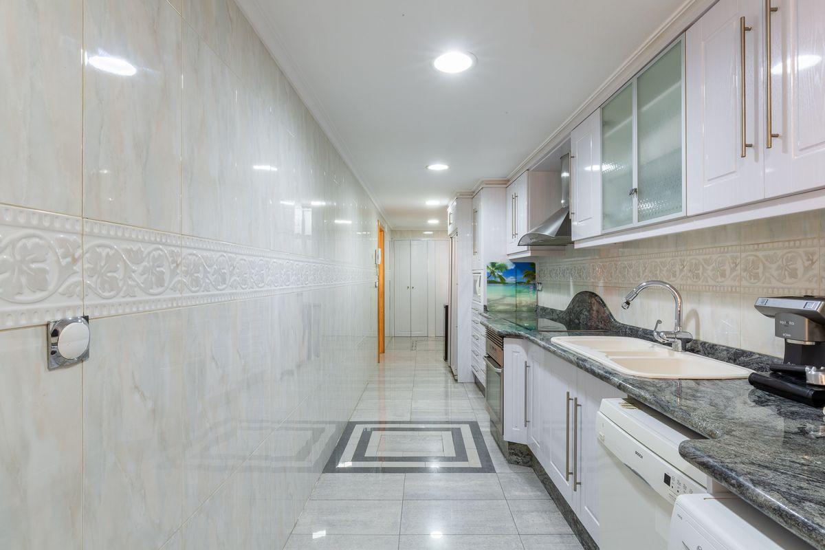 Piso en Venta en Av. Miguel Hernández - 8