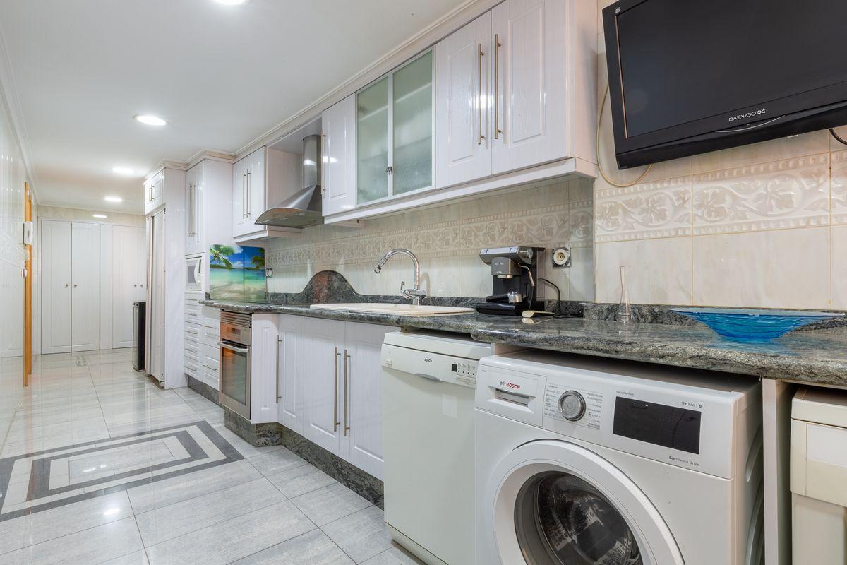 Piso en Venta en Av. Miguel Hernández - 10