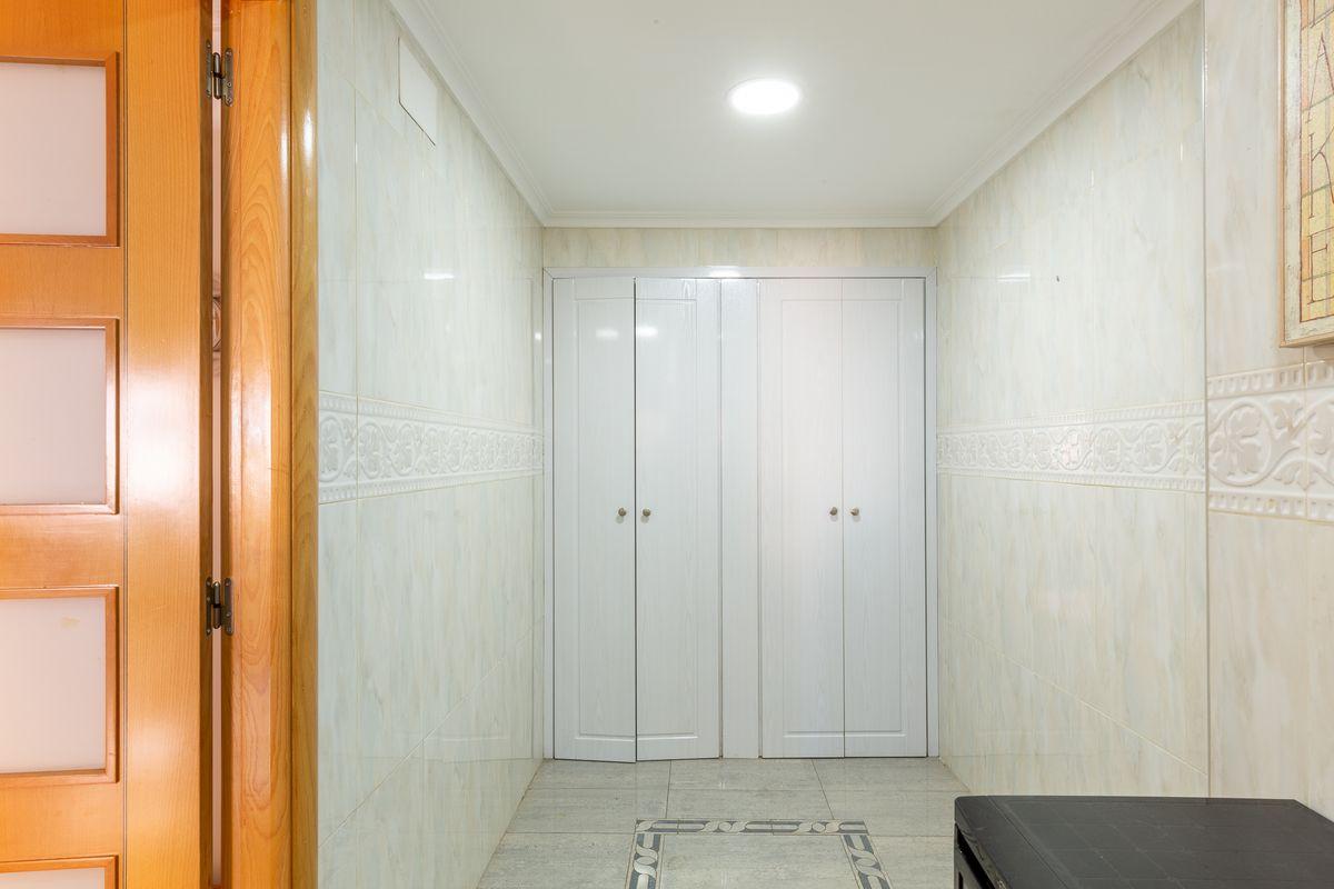 Piso en Venta en Av. Miguel Hernández - 11