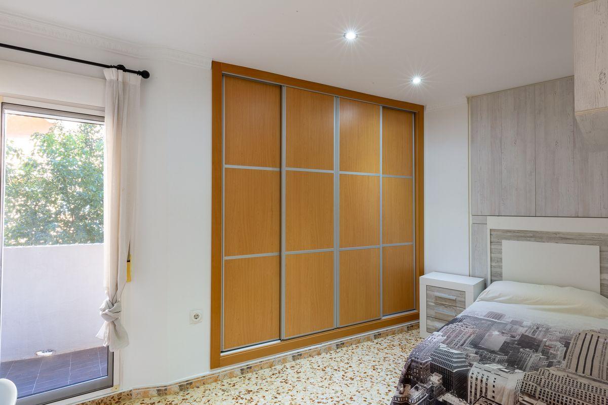 Piso en Venta en Av. Miguel Hernández - 16
