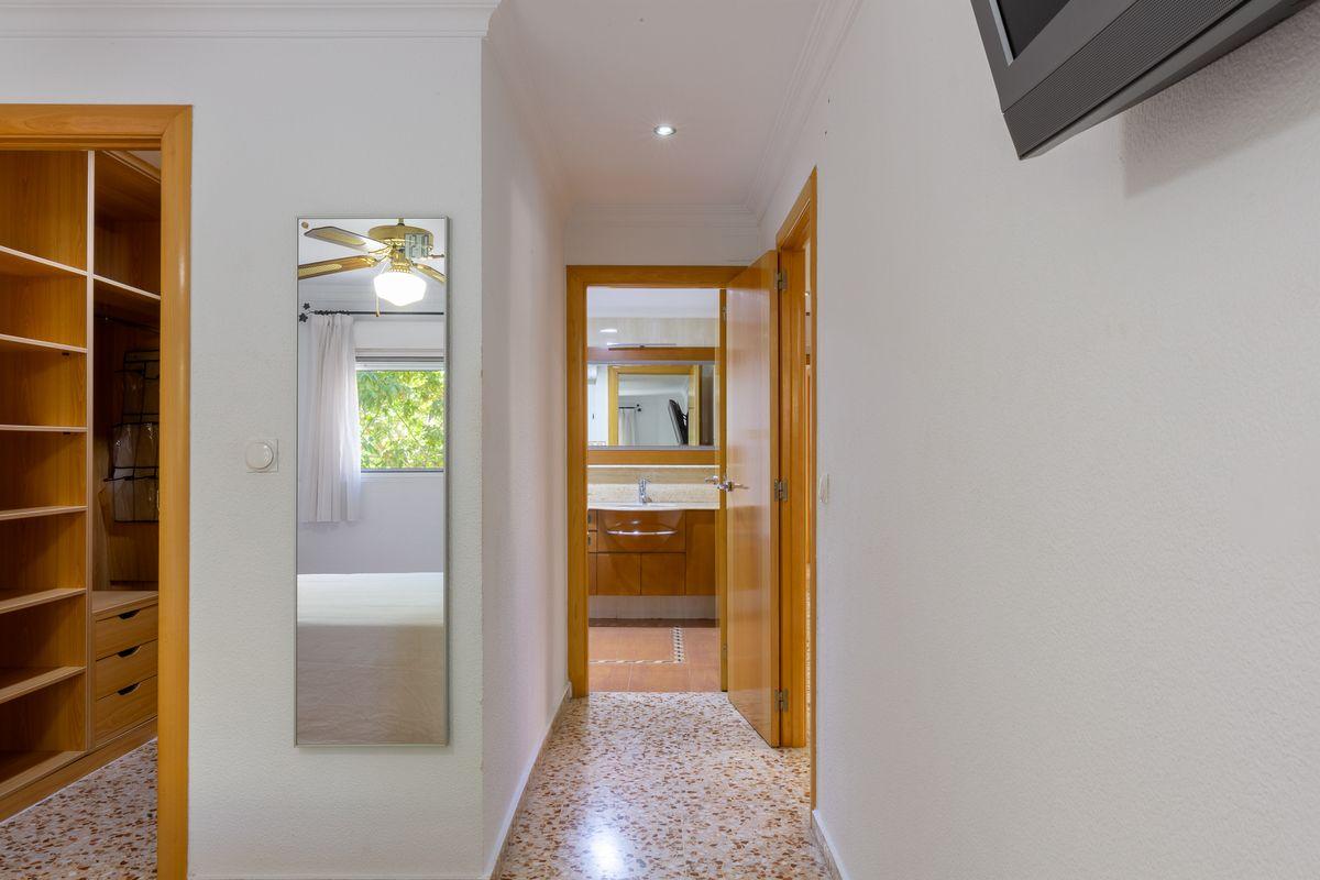 Piso en Venta en Av. Miguel Hernández - 26