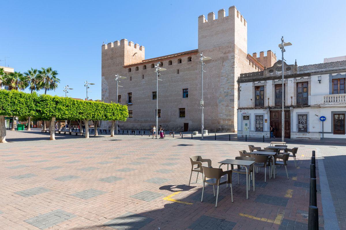 Piso en Venta en Av. Miguel Hernández - 32