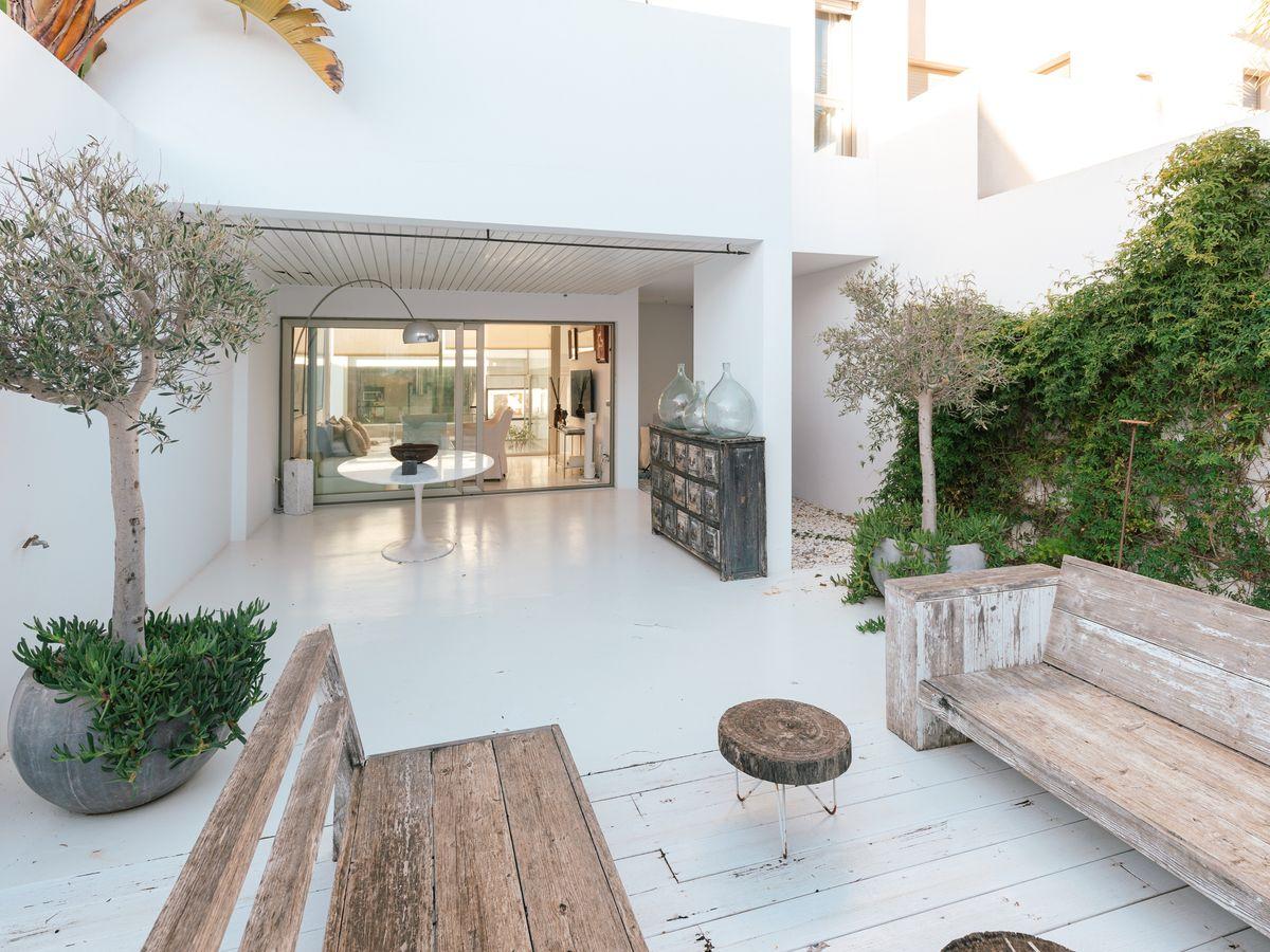 Adosado De Lujo A La Venta, Con Piscina Privada  - 2