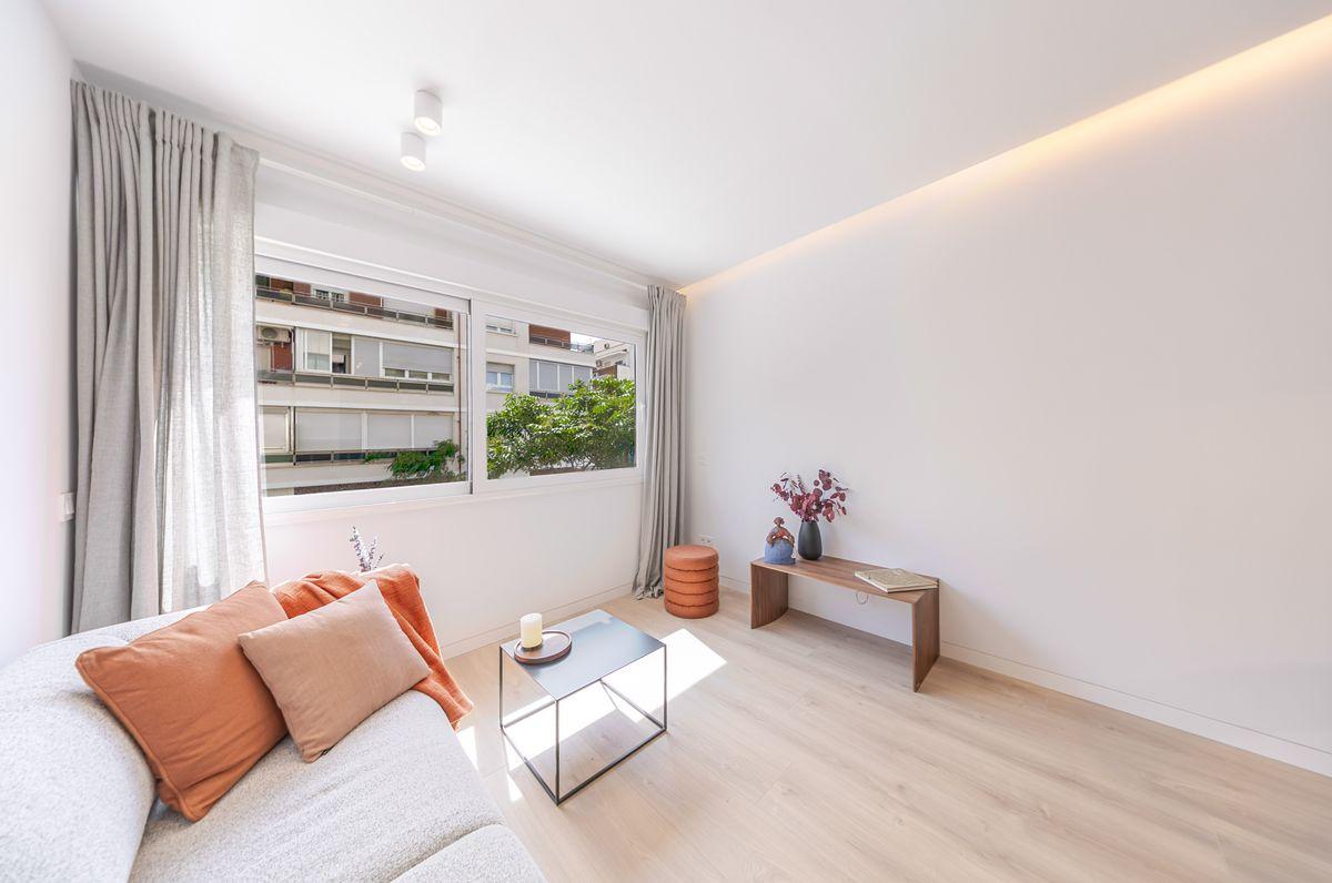 Piso en Venta en Calle de Castelló - 8