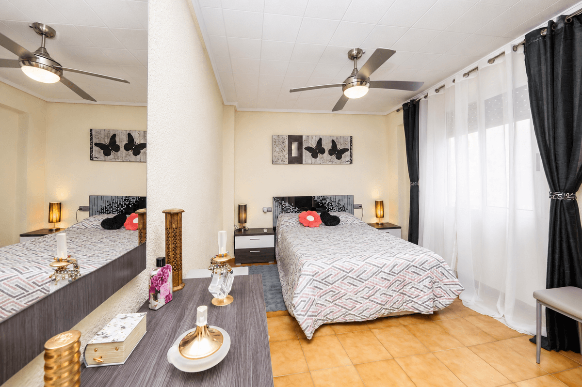 Piso en Venta en Carrer Patricio Ruiz Gómez - 12