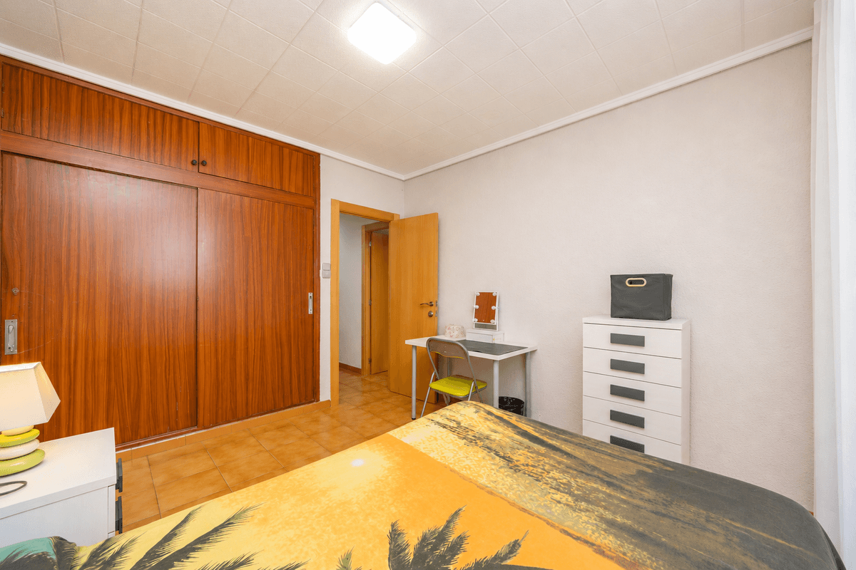 Piso en Venta en Carrer Patricio Ruiz Gómez - 18