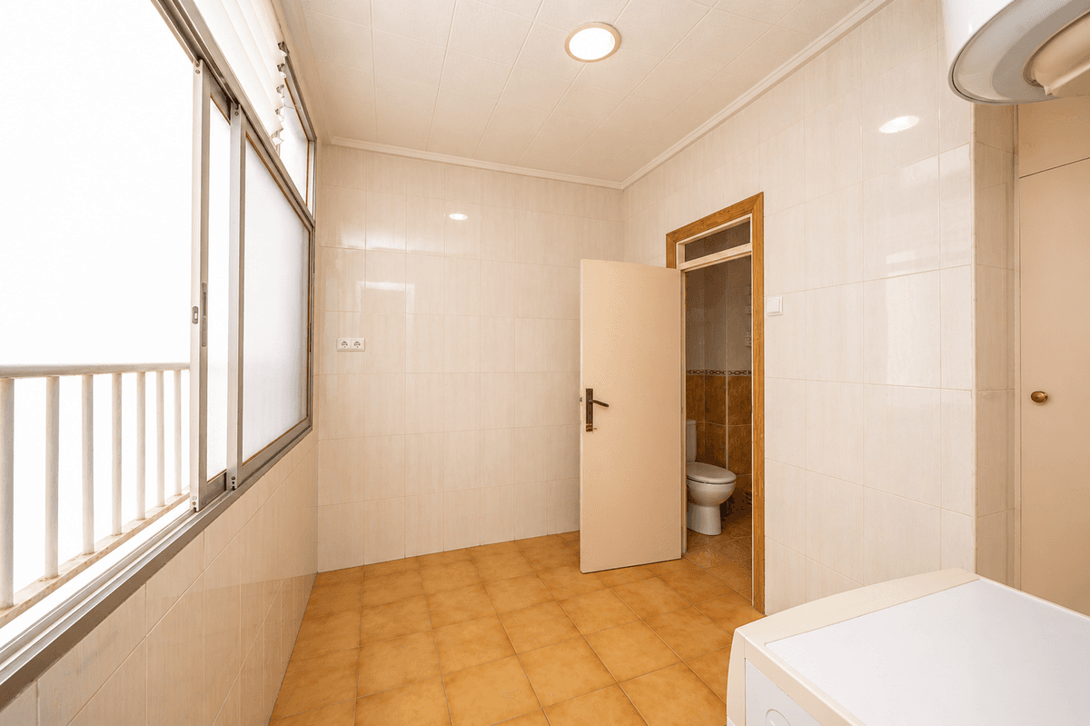 Piso en Venta en Carrer Patricio Ruiz Gómez - 27