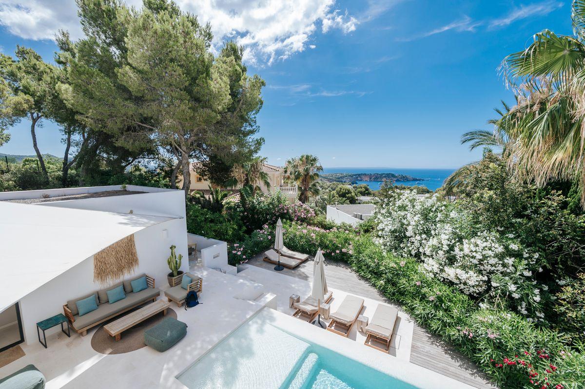 https://doc-media-cdn.huspy.net/01KWVZMA6Q6GMYFNZA3XGJGNG2