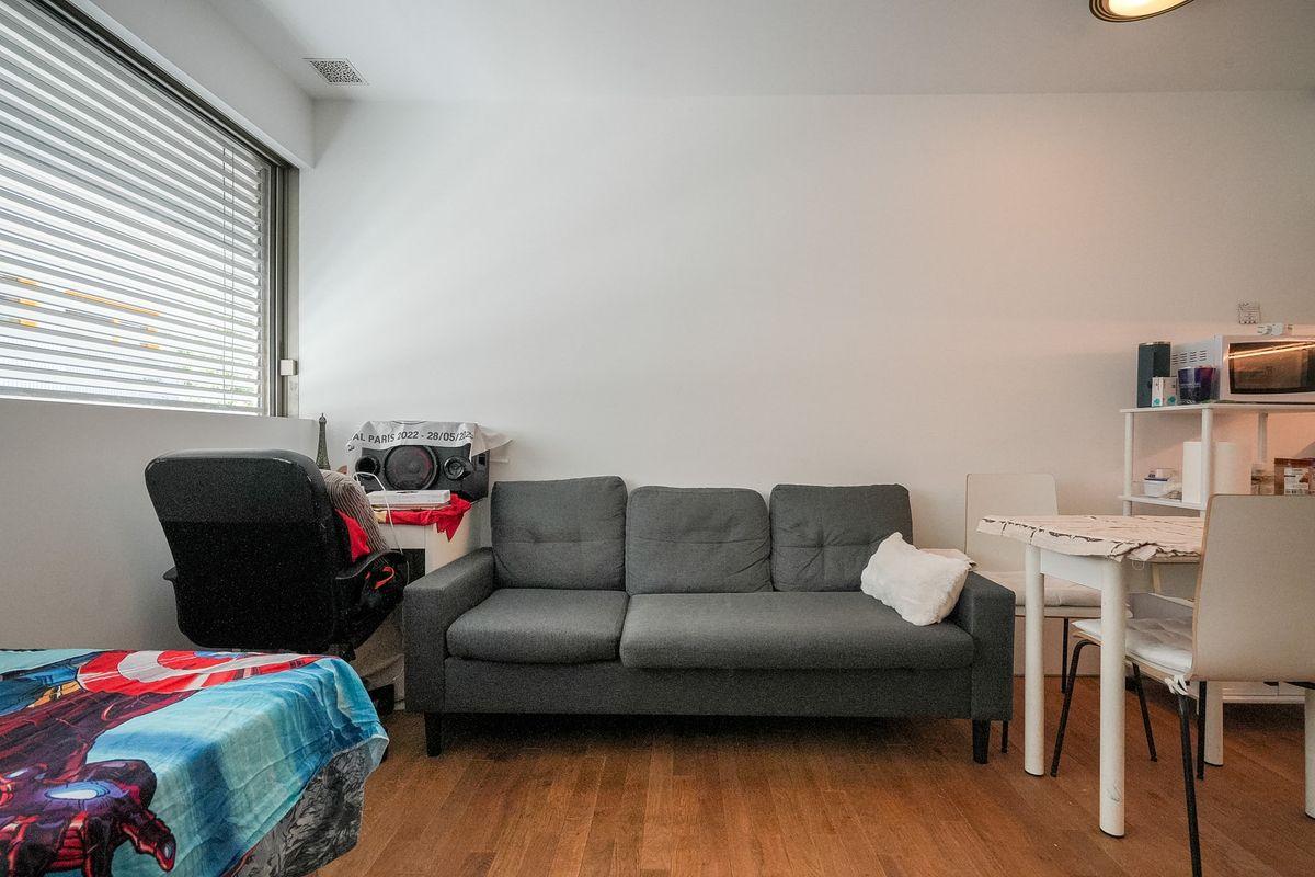 Piso en Venta en Calle de Javier Ferrero - 10
