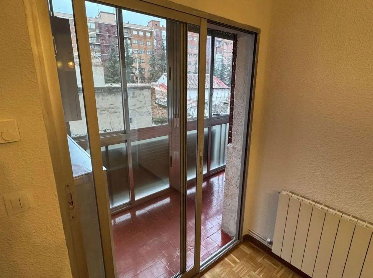 Piso en Venta en Calle de Carracedo - 8