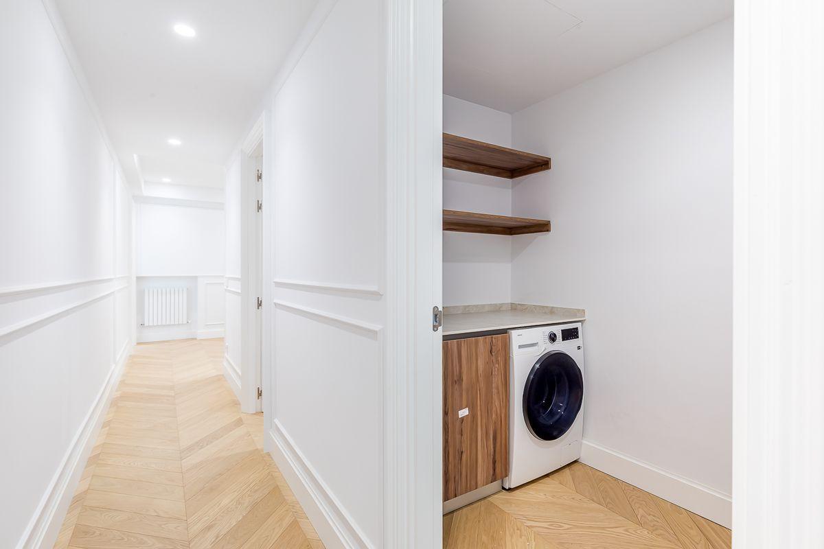 Piso en Venta en Paseo del General Martínez Campos - 19
