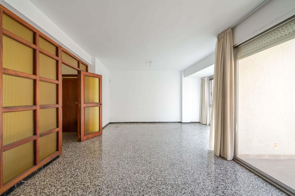 Piso en Venta en Carrer Berenguer de Marquina - 2