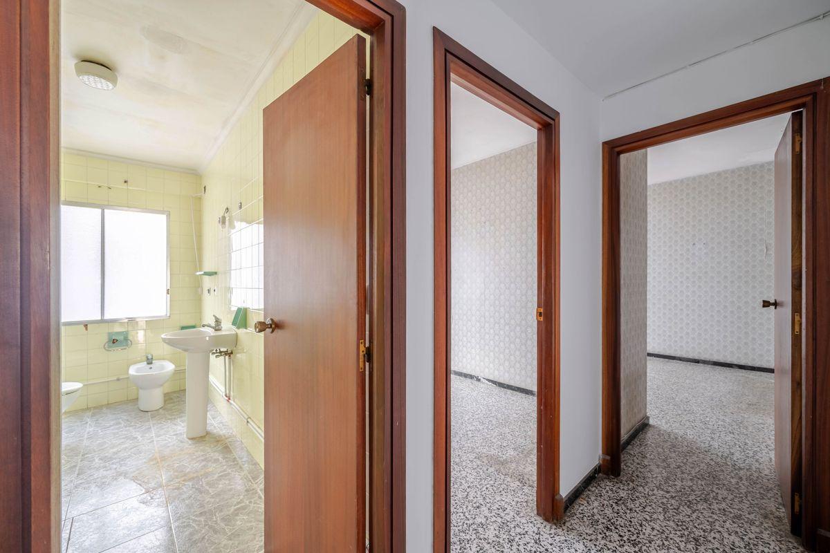 Piso en Venta en Carrer Berenguer de Marquina - 19