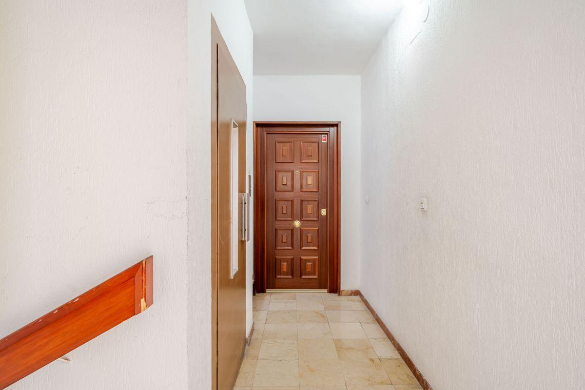 Piso en Venta en Carrer Berenguer de Marquina - 30