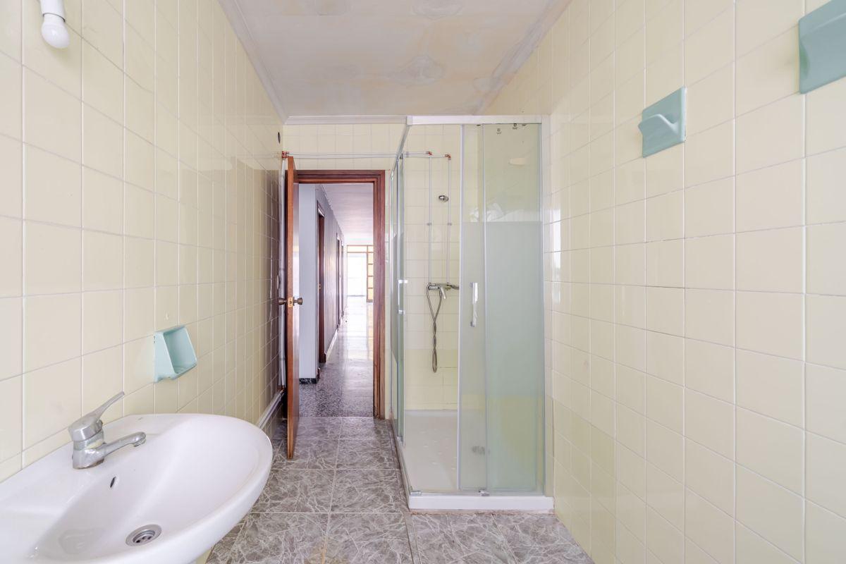Piso en Venta en Carrer Berenguer de Marquina - 26