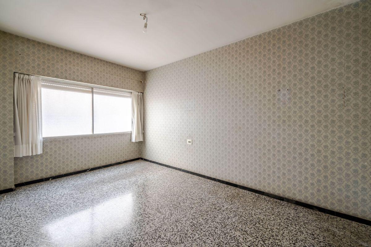Piso en Venta en Carrer Berenguer de Marquina - 18