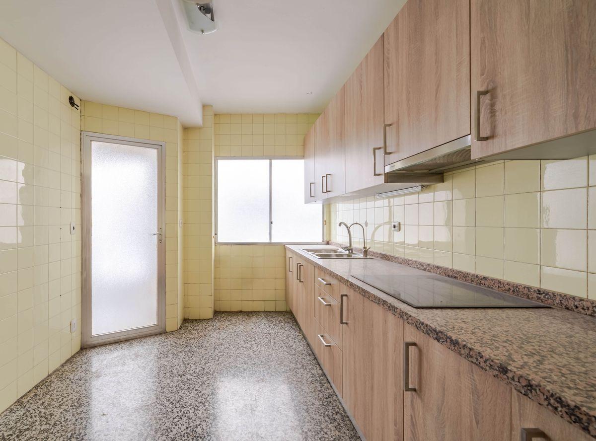 Piso en Venta en Carrer Berenguer de Marquina - 6