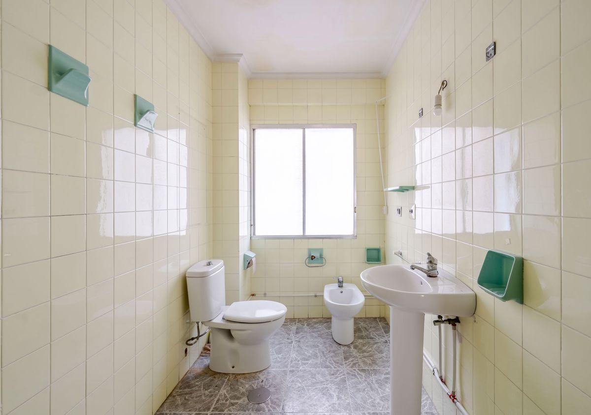 Piso en Venta en Carrer Berenguer de Marquina - 25