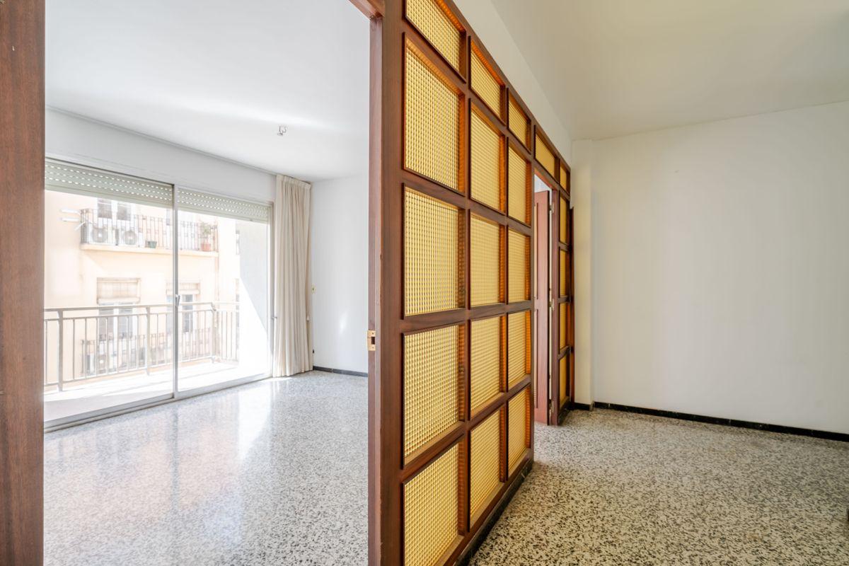 Piso en Venta en Carrer Berenguer de Marquina - 21