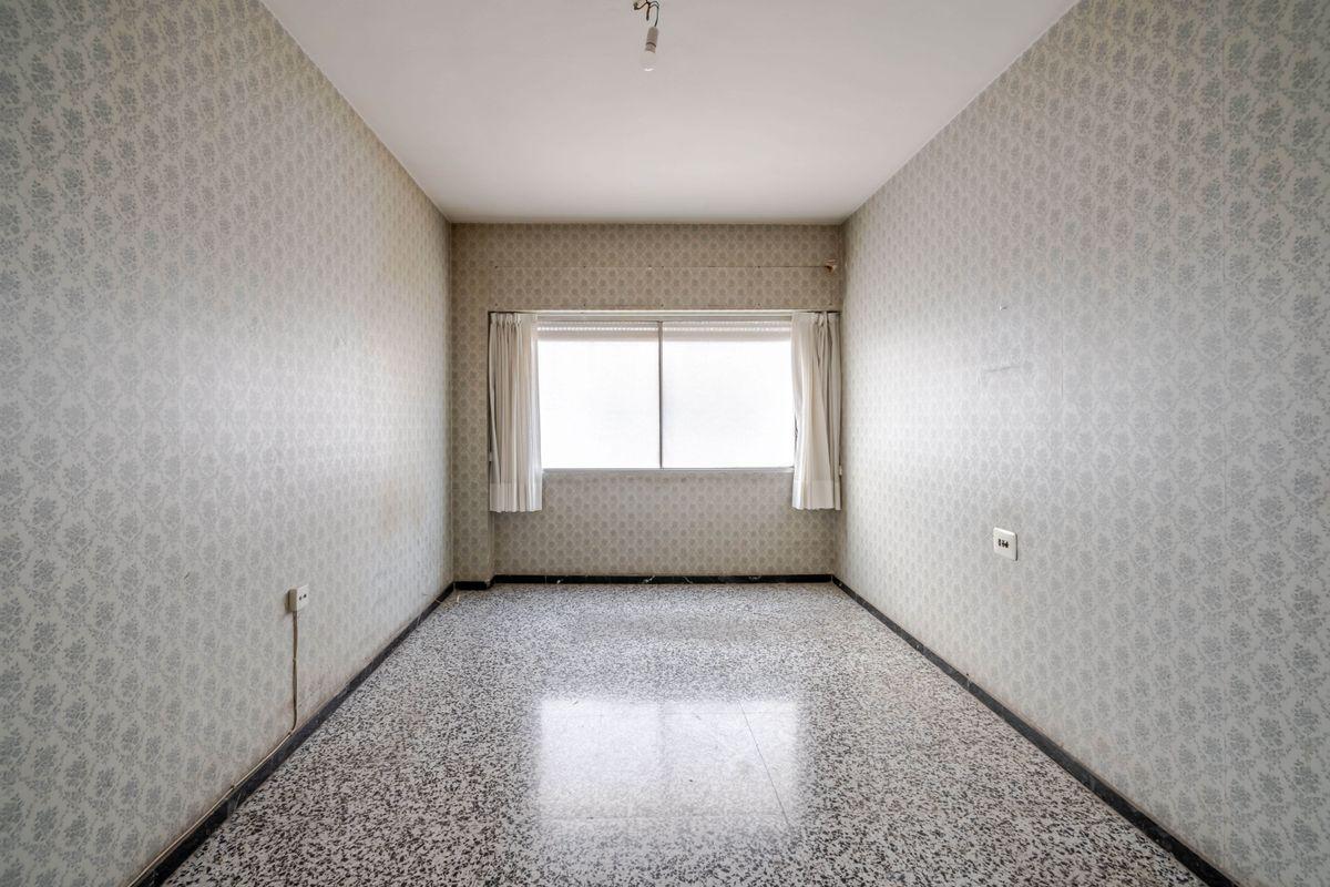 Piso en Venta en Carrer Berenguer de Marquina - 16