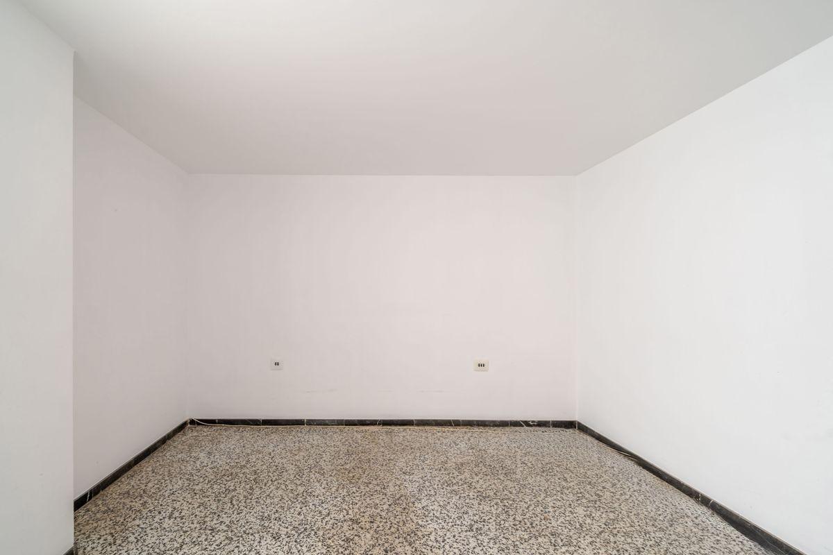 Piso en Venta en Carrer Berenguer de Marquina - 11