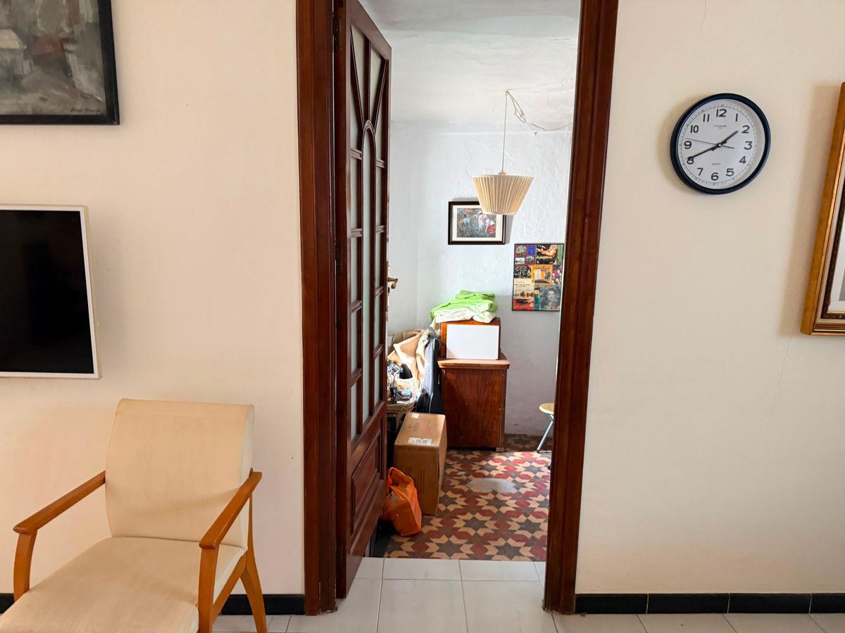 Casa en Venta en Calle Santa Ana - 14