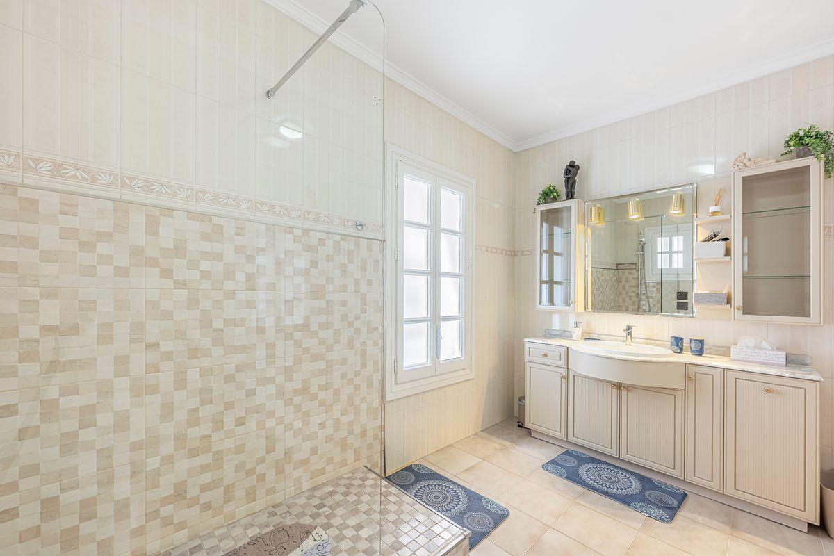 Casa en Venta en Calle Zopilote - 33