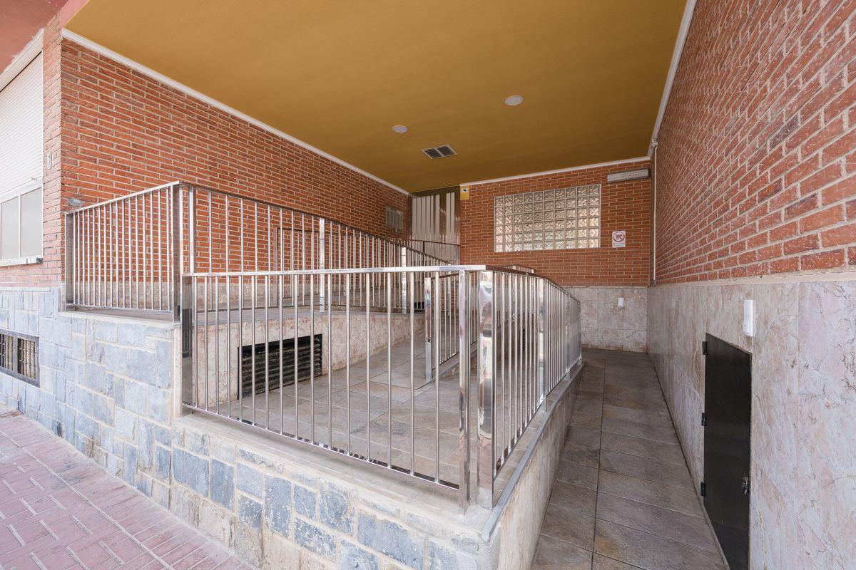 Piso en Venta en Calle Almoradí - 24