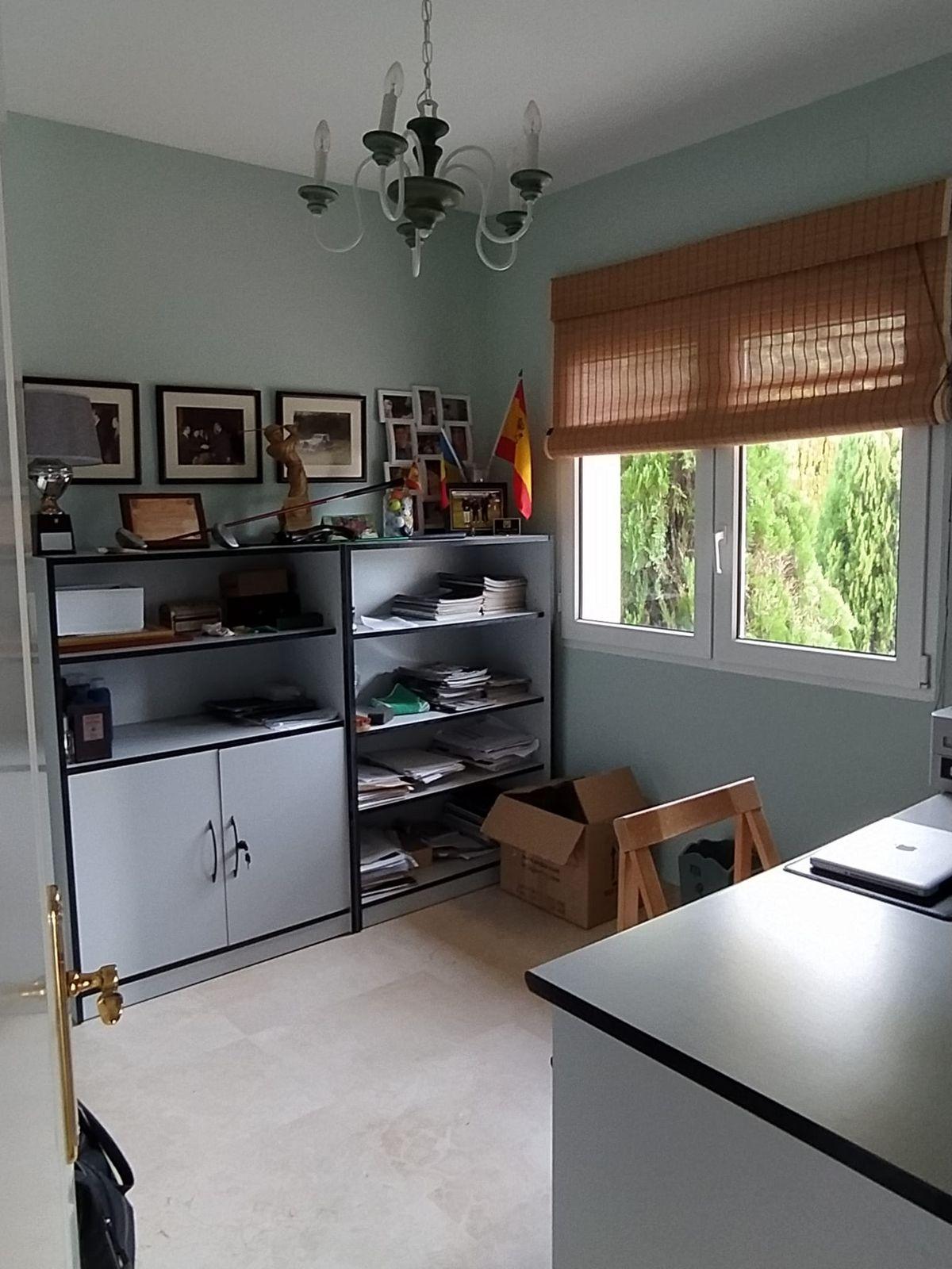 Casa en Venta en Calle Monte el Batán - 30