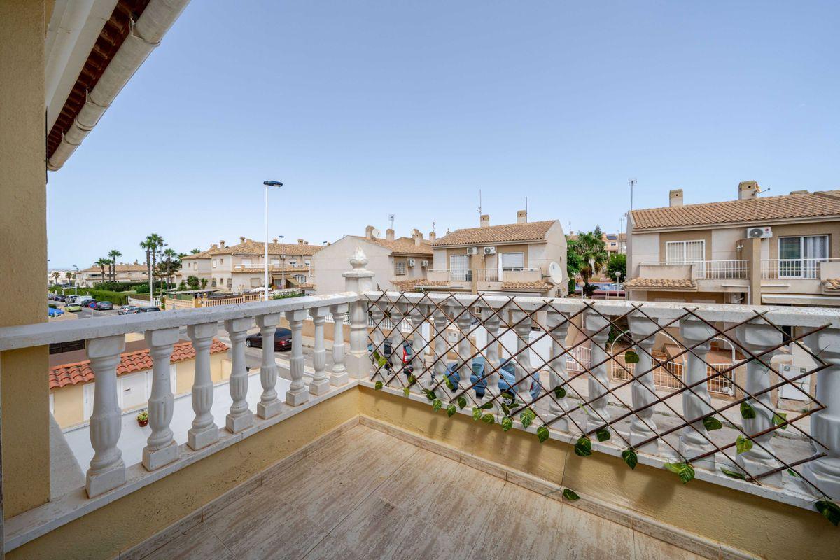 Piso en Venta en Calle Licenciado Vidriera - 1
