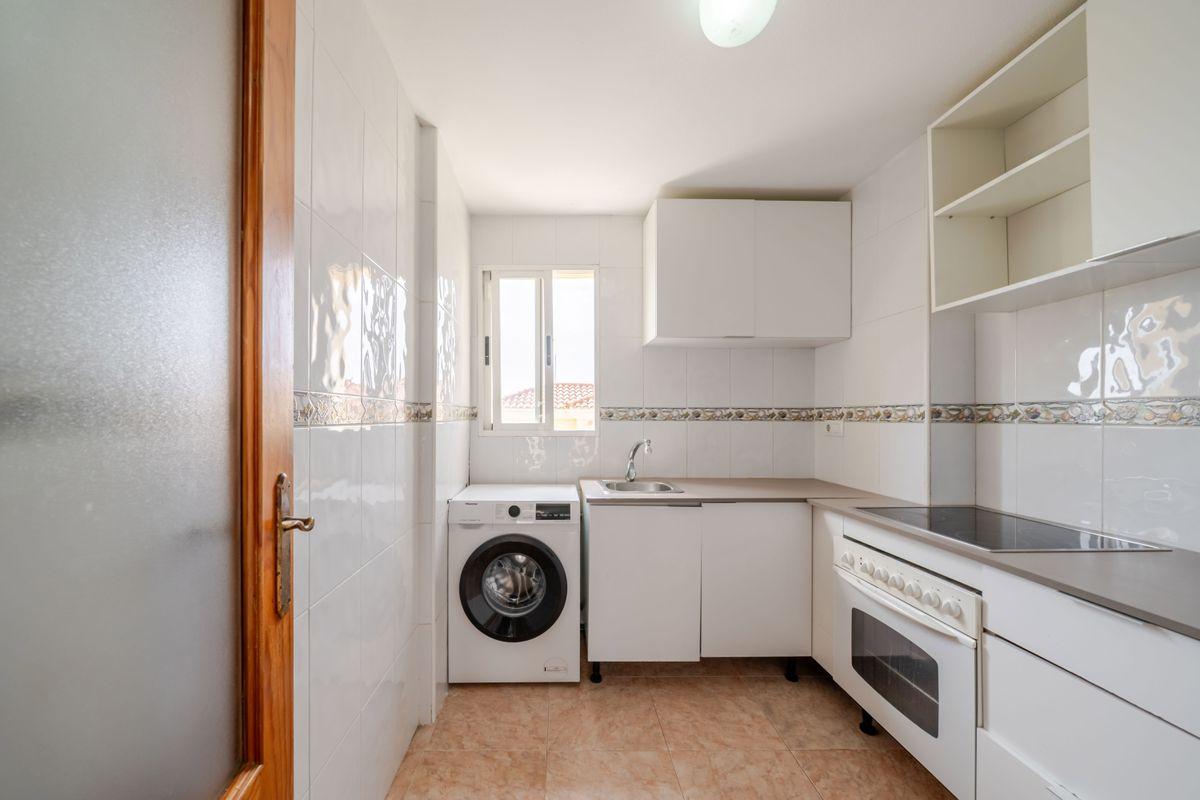 Piso en Venta en Calle Licenciado Vidriera - 8