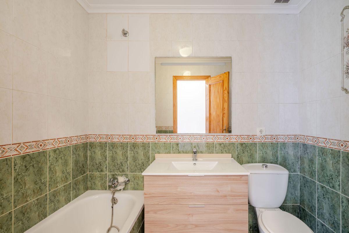 Piso en Venta en Calle Licenciado Vidriera - 11