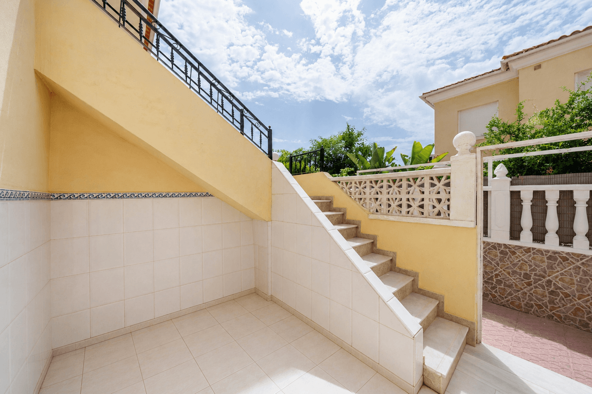 Piso en Venta en Calle Licenciado Vidriera - 25