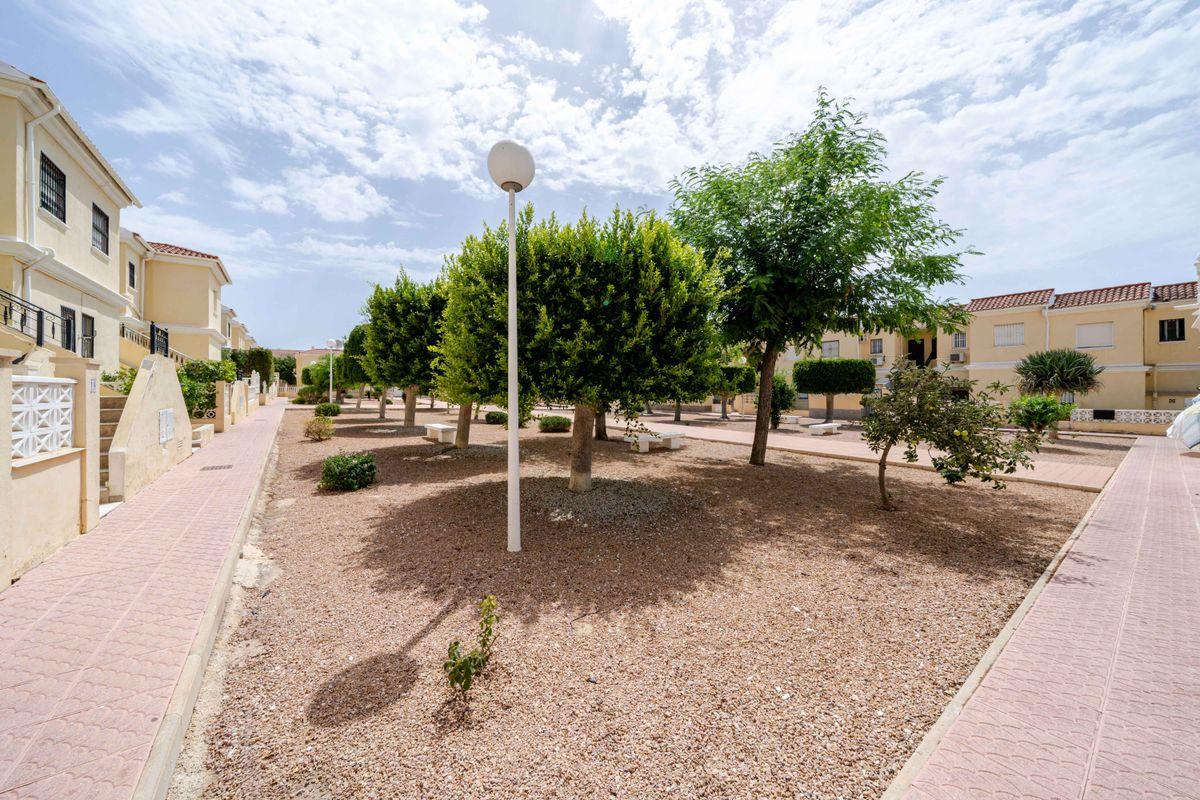 Piso en Venta en Calle Licenciado Vidriera - 31