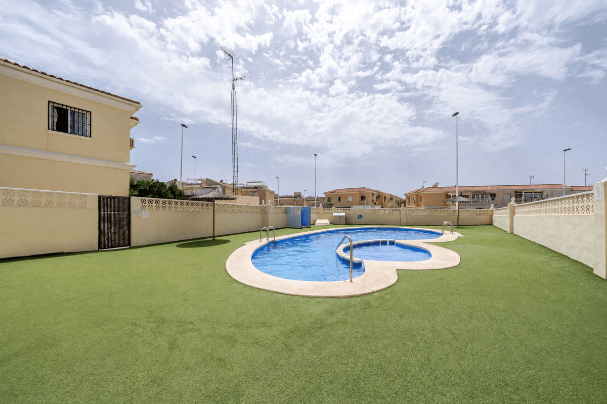 Piso en Venta en Calle Licenciado Vidriera - 30