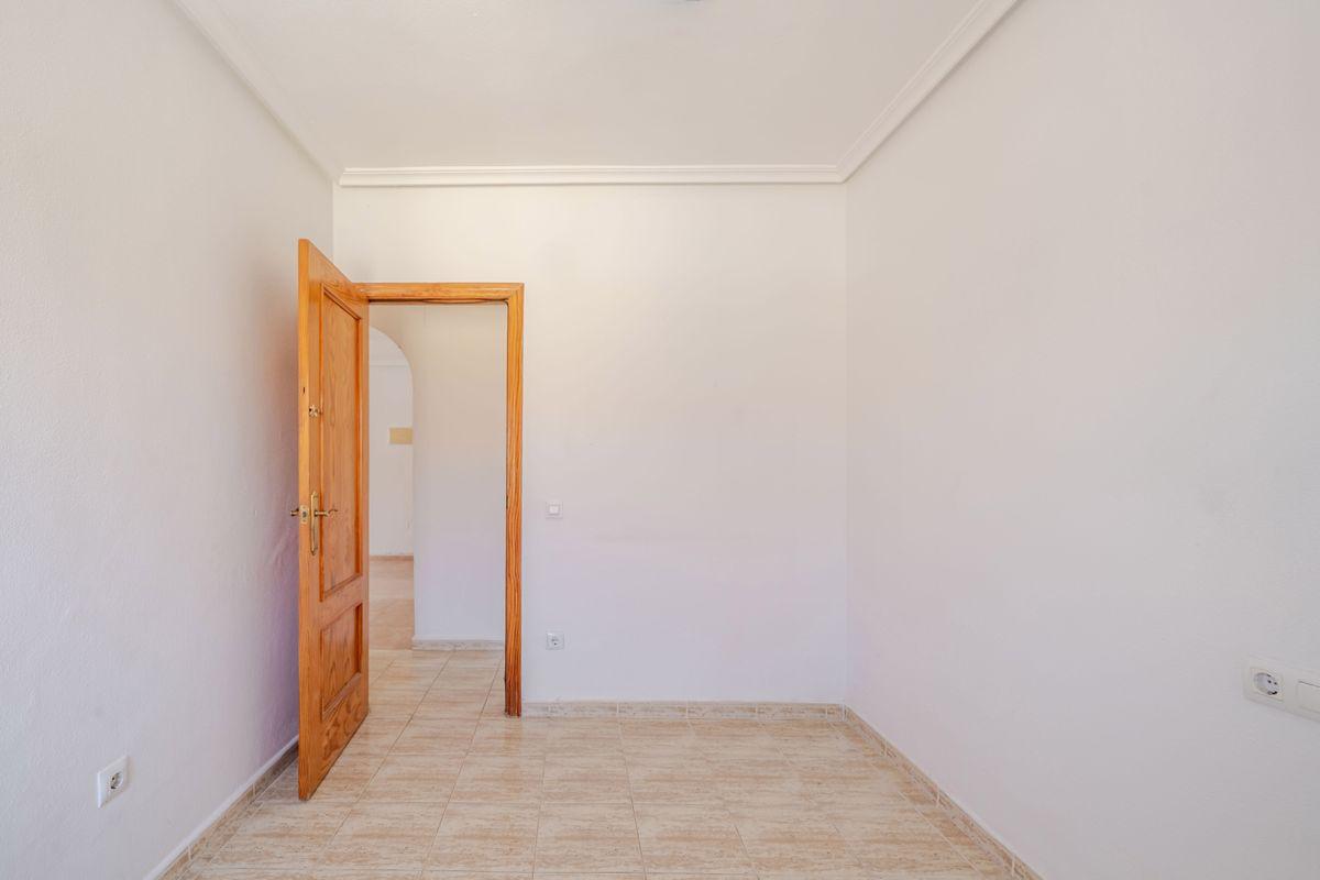 Piso en Venta en Calle Licenciado Vidriera - 14