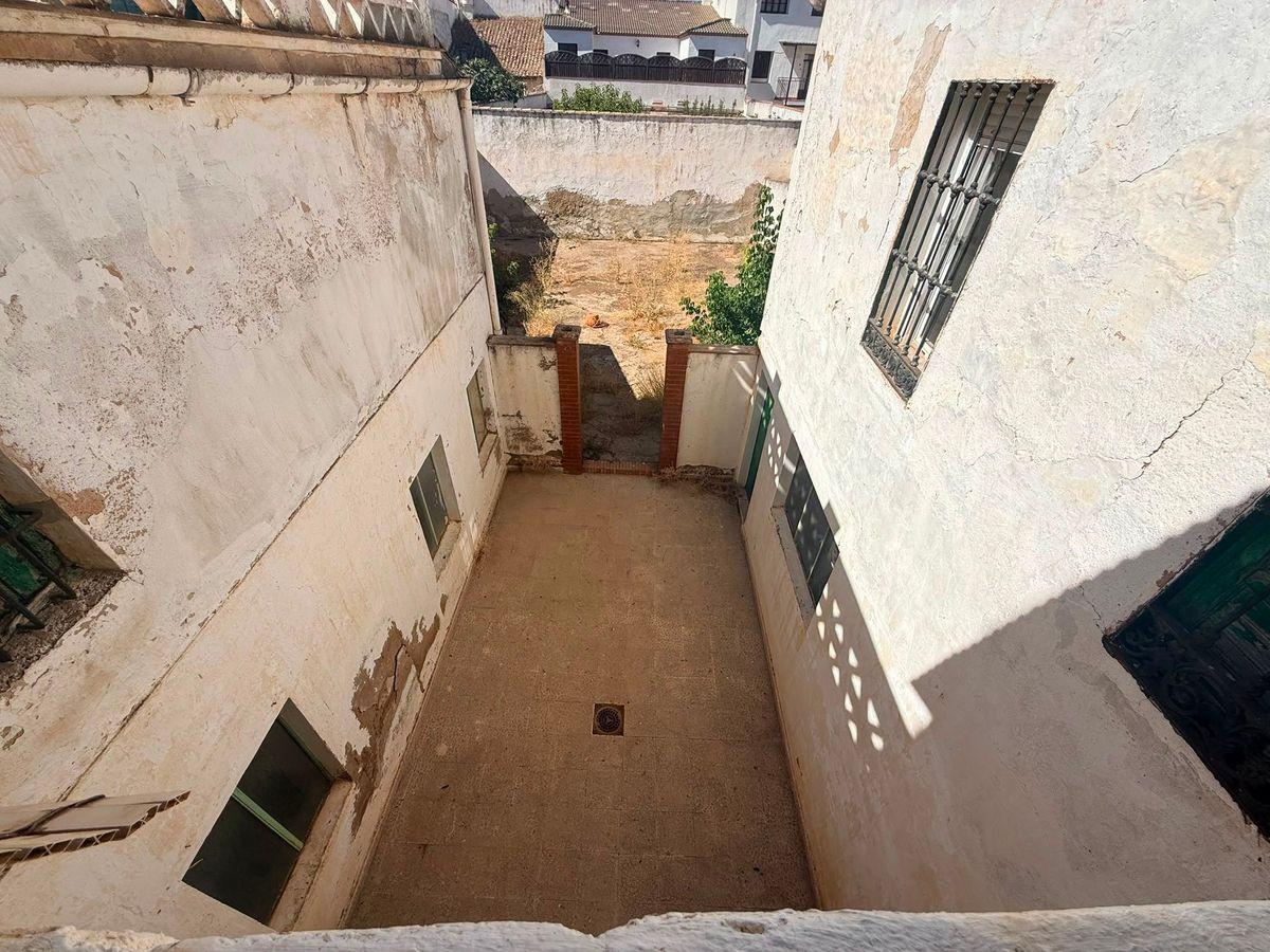 Casa en Venta en Calle Santa Ana - 14