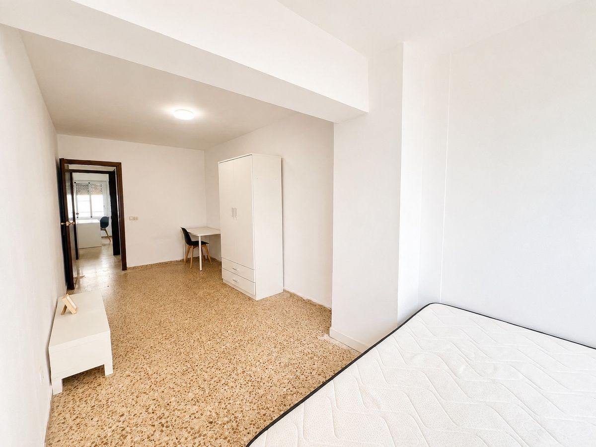Piso en Venta en Avinguda del Poeta Federico Garcia Lorca - 15