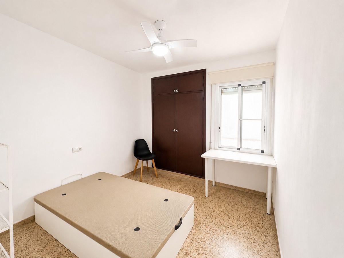 Piso en Venta en Avinguda del Poeta Federico Garcia Lorca - 10