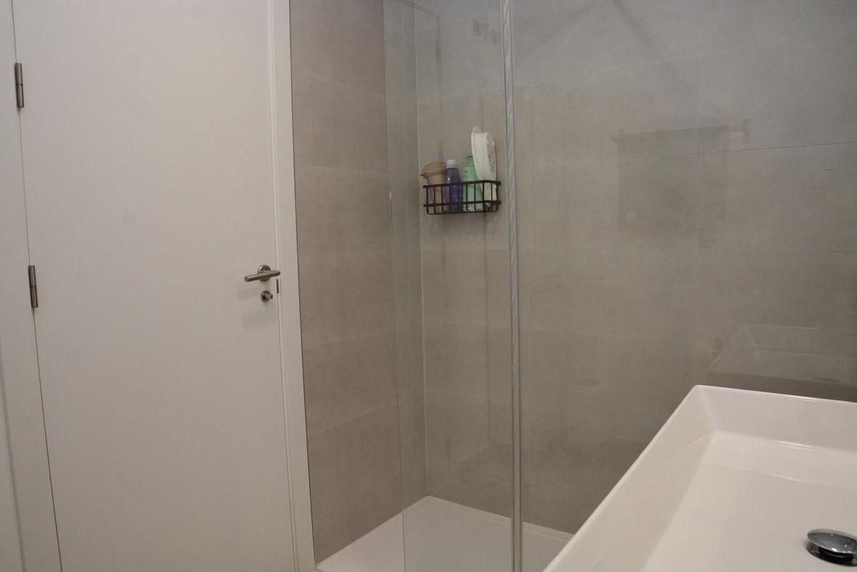 Piso en Venta en Calle Jesús Pajares - 19