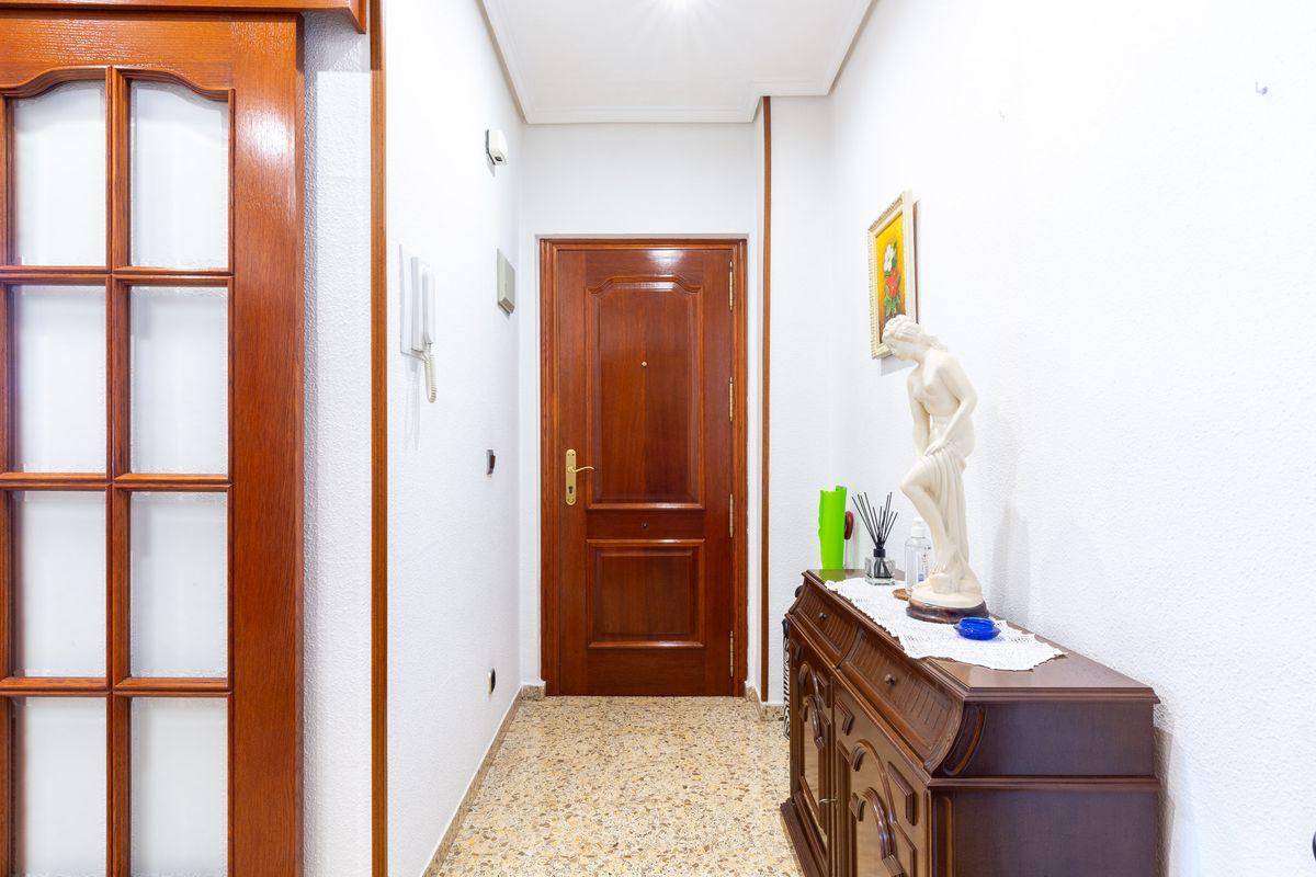 Piso en Venta en Carrer del Castell de Benissanó - 8