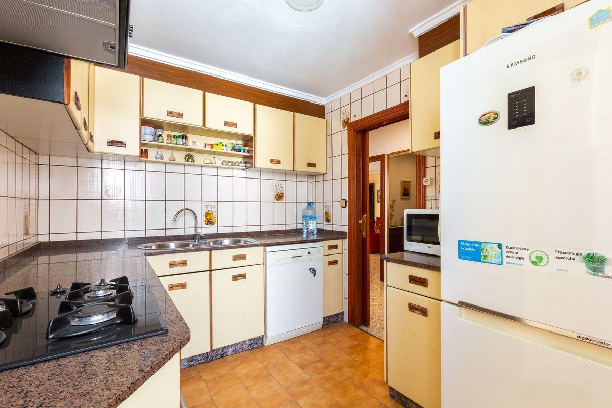 Piso en Venta en Carrer del Castell de Benissanó - 12