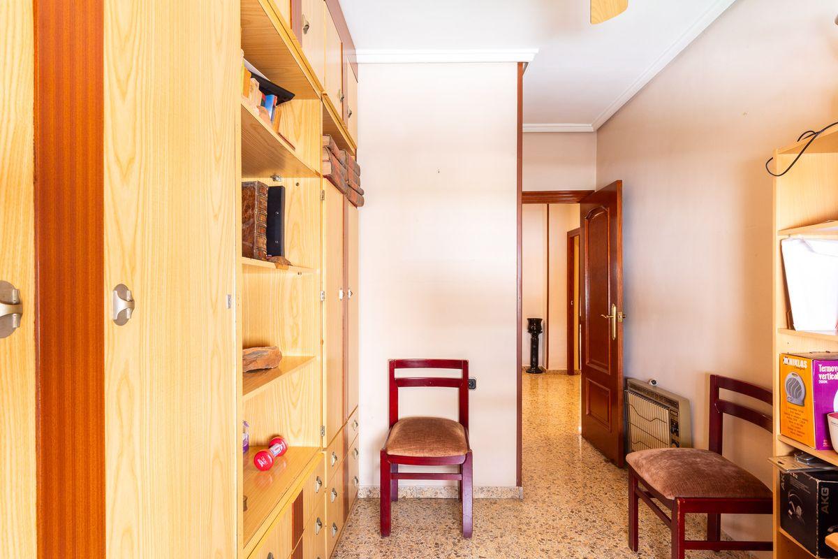 Piso en Venta en Carrer del Castell de Benissanó - 21