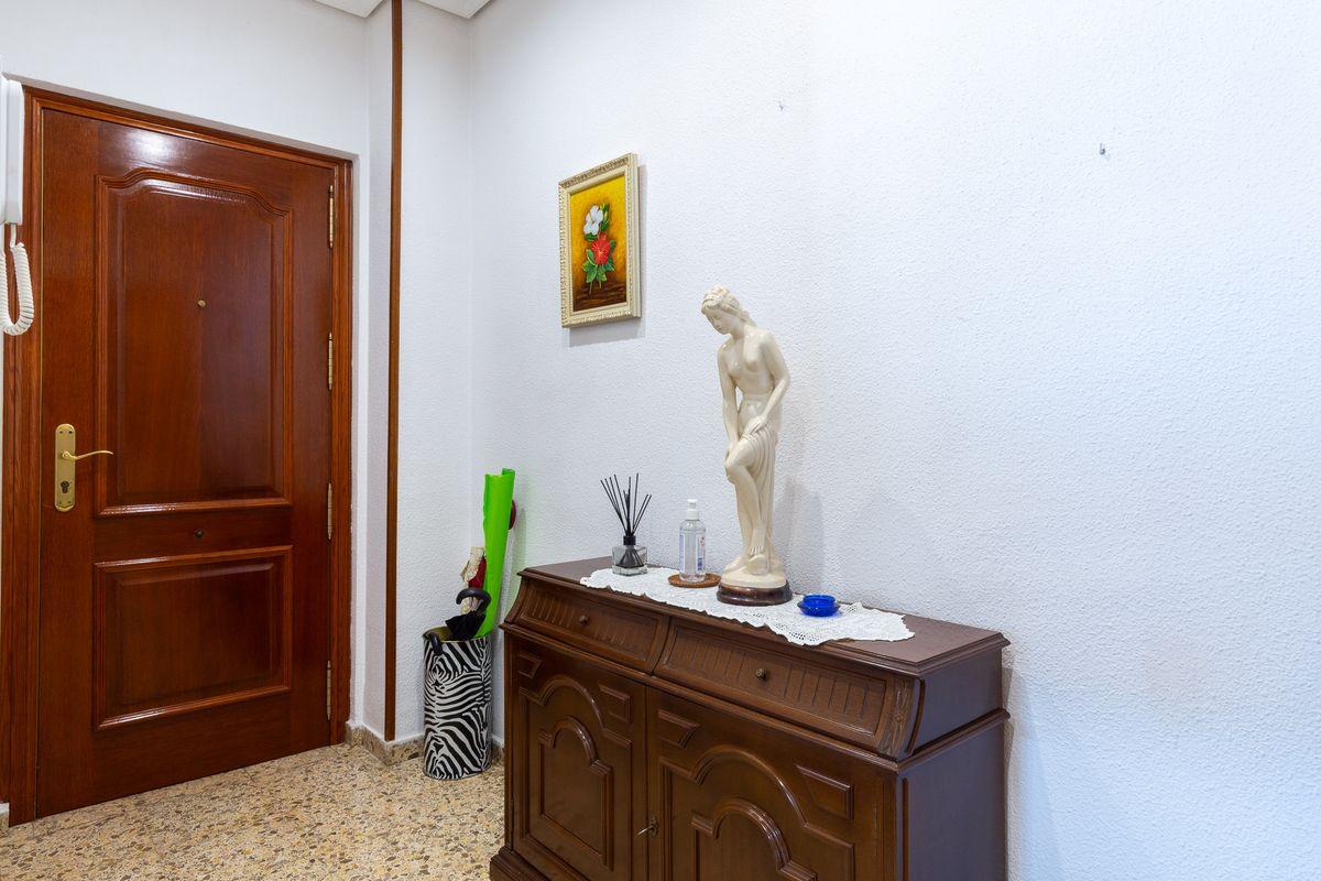 Piso en Venta en Carrer del Castell de Benissanó - 9