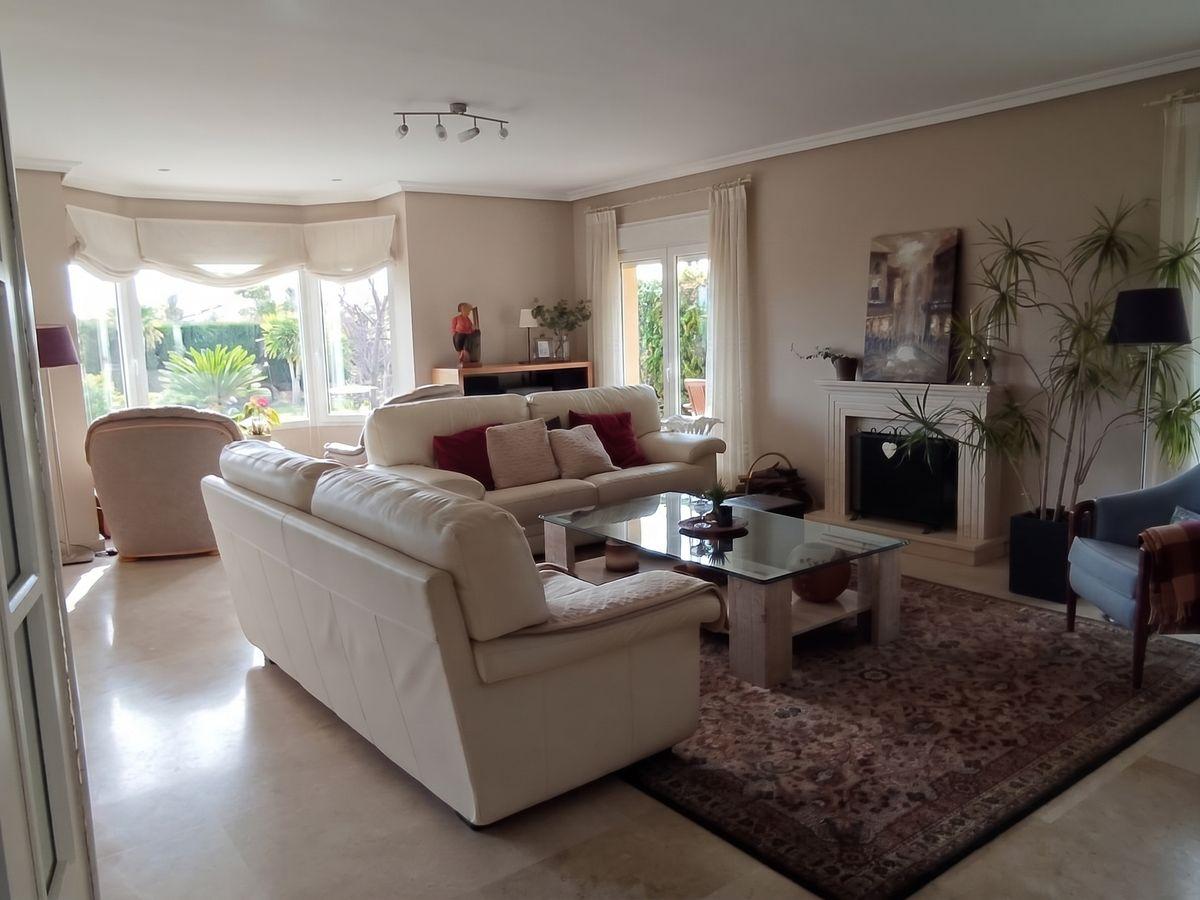 Casa en Venta en Calle Monte el Batán - 2