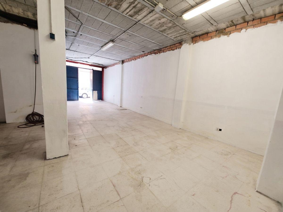 Local en Venta en Calle Río Vélez - 16