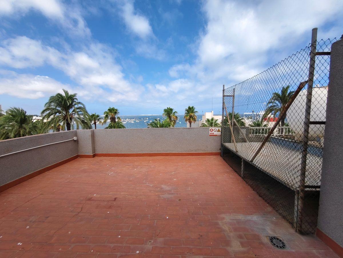 Edificio Comercial en Venta en Calle Muñoz - 18