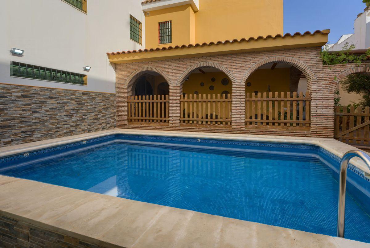 Townhouse en Venta en Calle Bolivia - 14