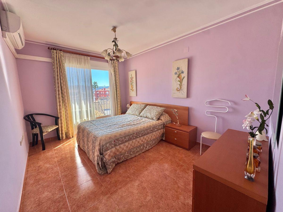 Piso en Venta en Calle Huerto Pinto - 7