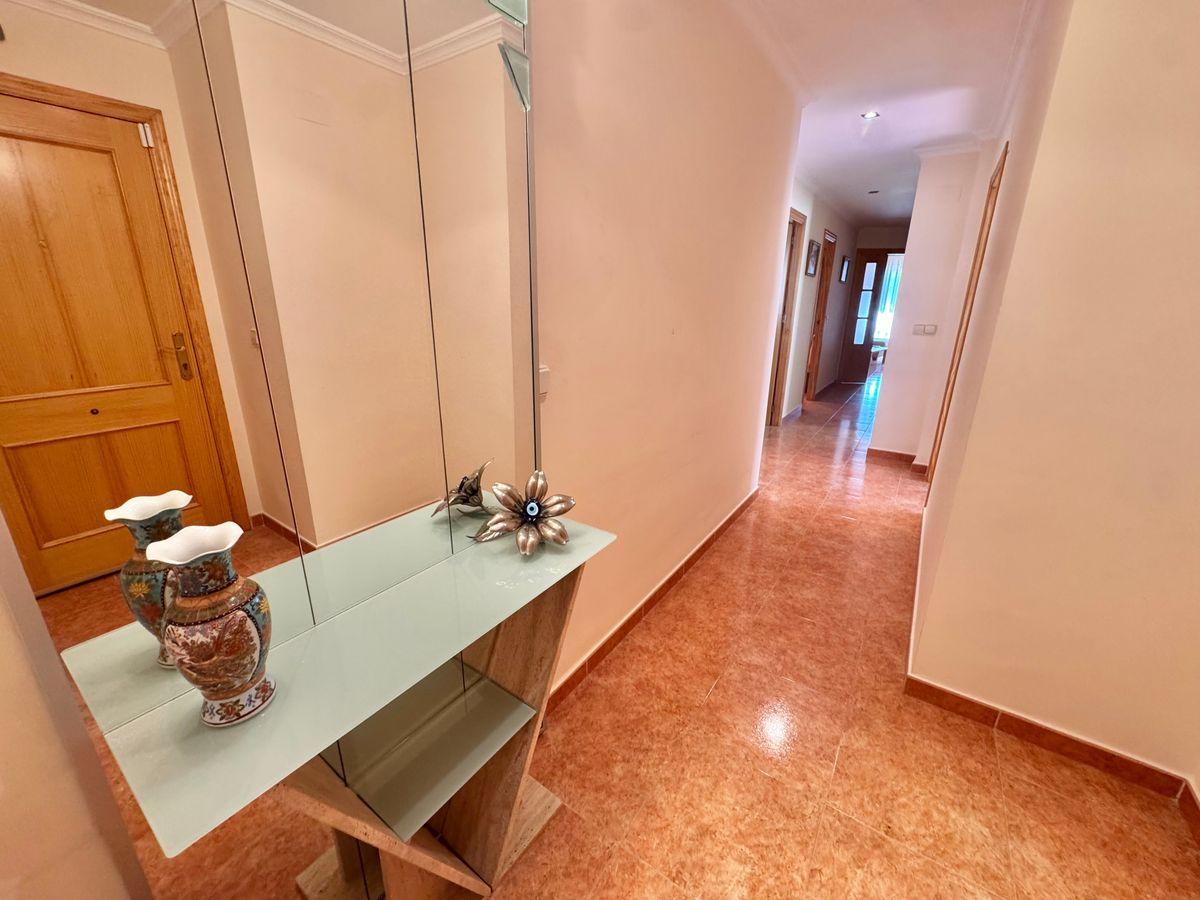 Piso en Venta en Calle Huerto Pinto - 5